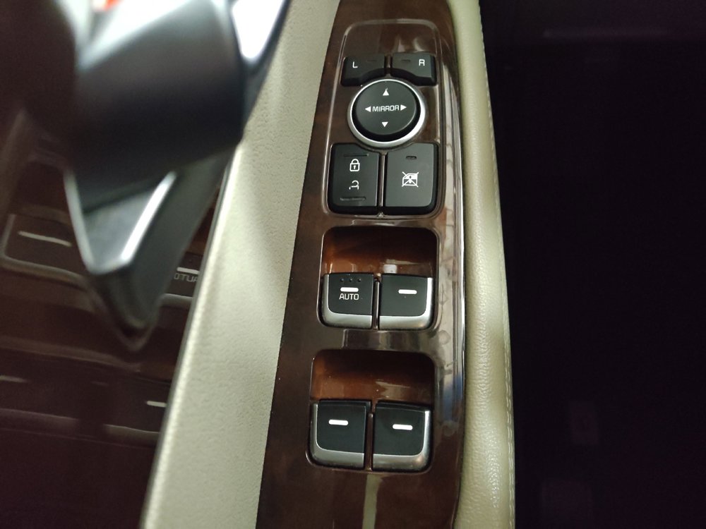 Used 2016 Kia Sorento LX w/ LX Convenience Package image 27