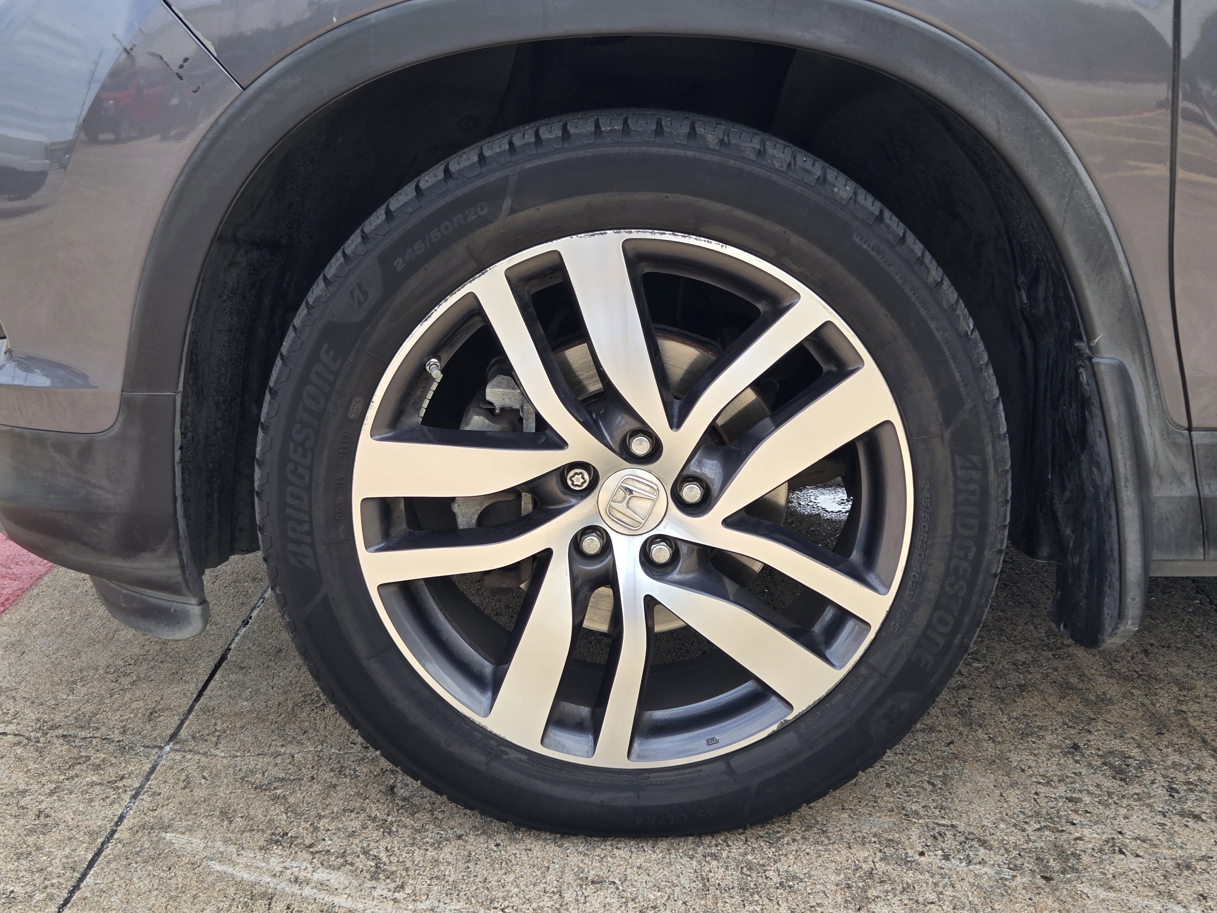 Used 2017 Honda Pilot Touring image 7
