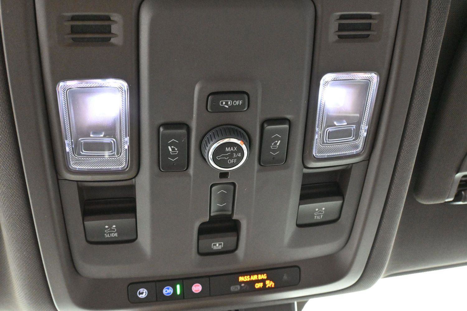 Used 2025 Chevrolet Tahoe Z71 w/ Z71 Off-Road Package AWD/4WD image 28