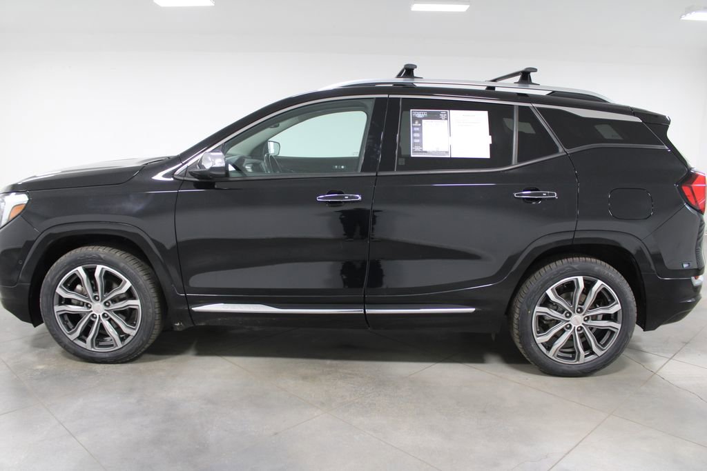 Used 2020 GMC Terrain Denali w/ Denali Premium Package image 6