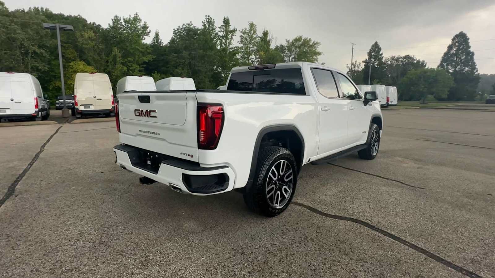 Certified 2026 GMC Sierra 1500 AT4 w/ AT4 Premium Package AWD/4WD image 8