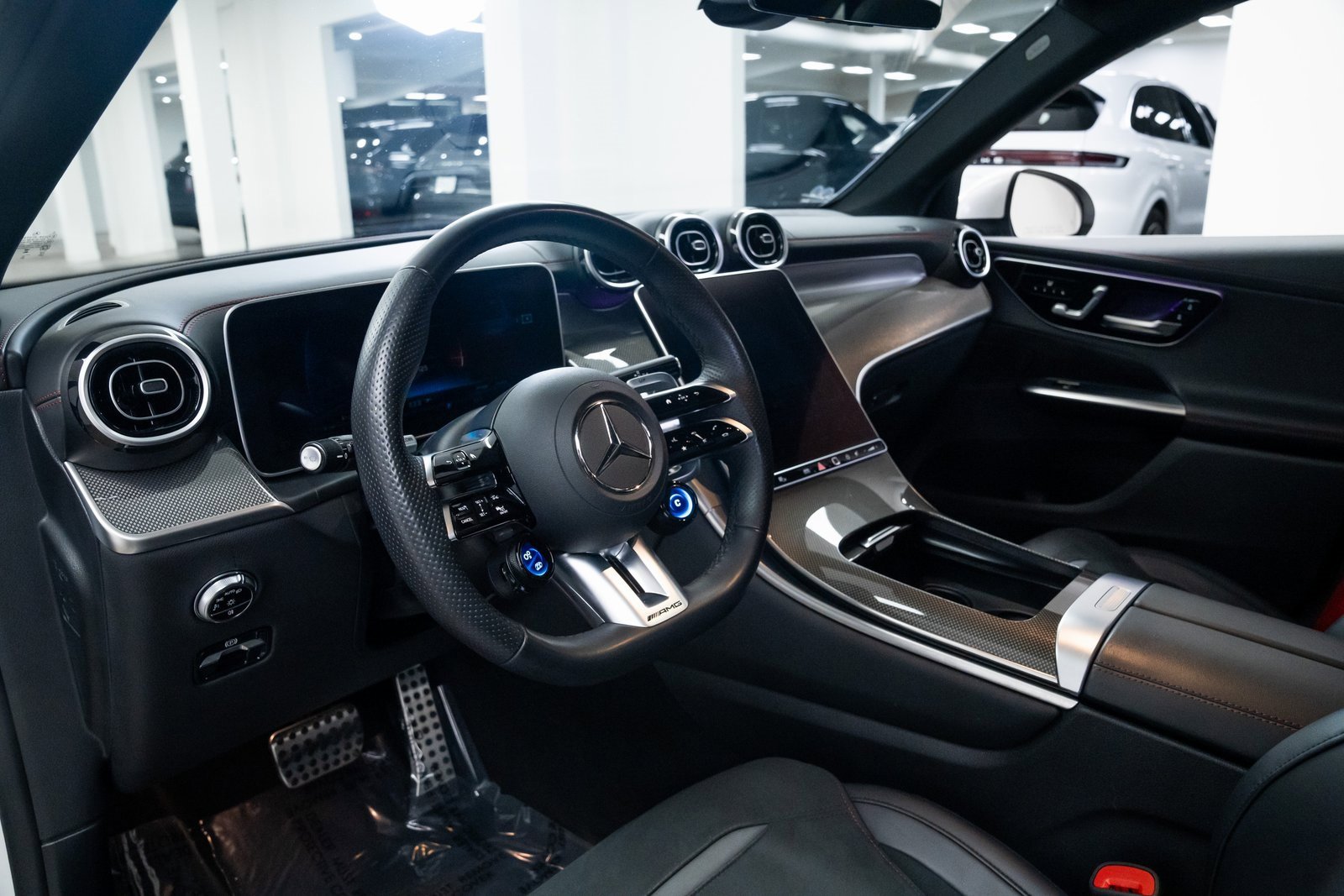 Used 2024 Mercedes-Benz GLC 43 AMG 4MATIC image 18