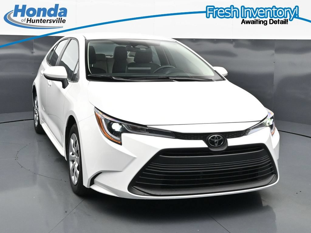 Used 2025 Toyota Corolla LE