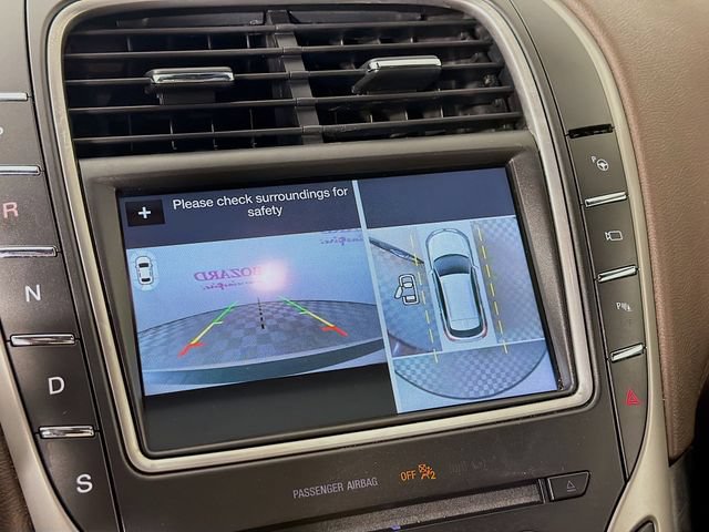 Used 2018 Lincoln MKX Reserve w/ Driver Assistance Package FWD image 17