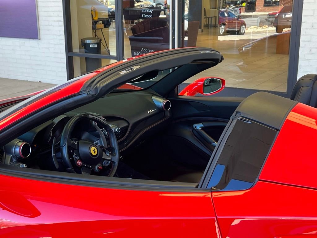 Used 2021 Ferrari F8 Tributo image 42