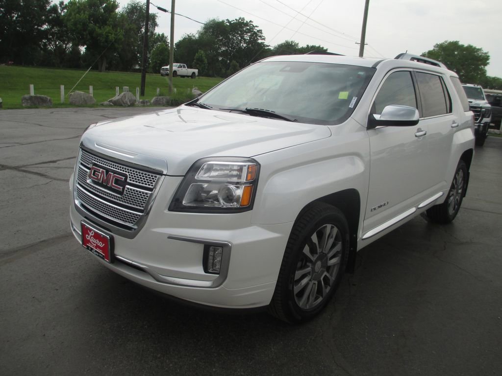 Used 2017 GMC Terrain Denali FWD image 12