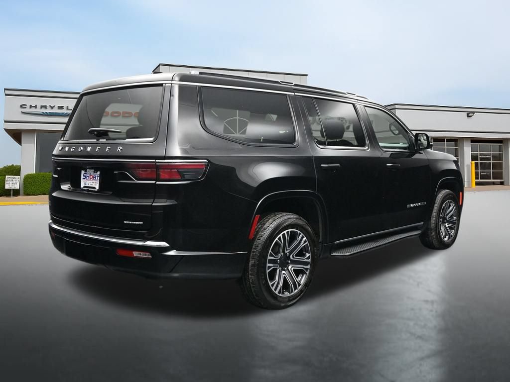 Used 2024 Jeep Wagoneer Series II AWD/4WD image 5