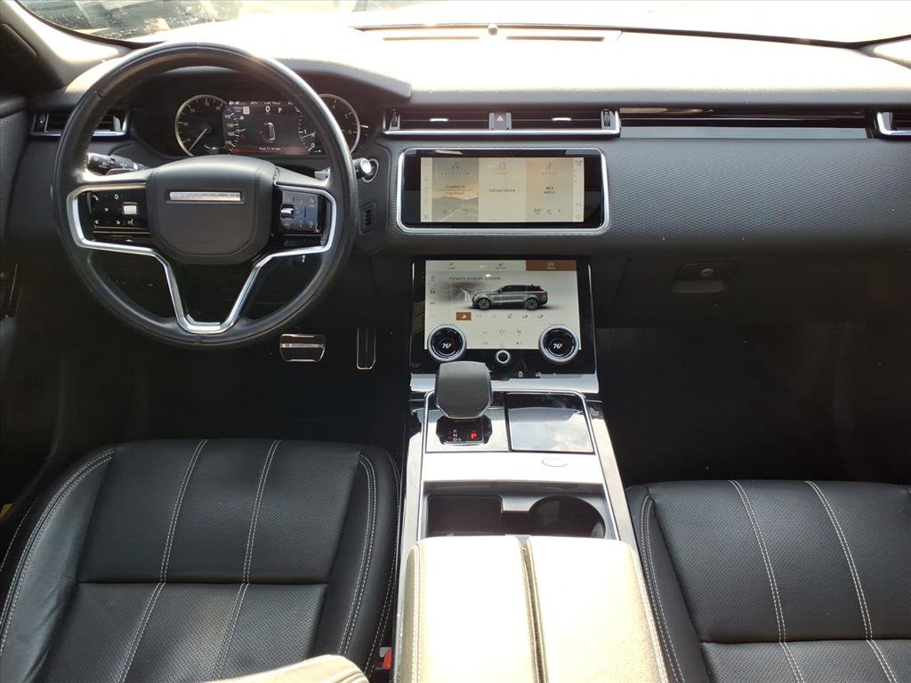 Certified 2023 Land Rover Range Rover Velar R-Dynamic S image 4