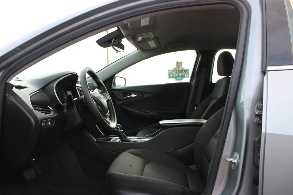Used 2024 Chevrolet Malibu LT image 21