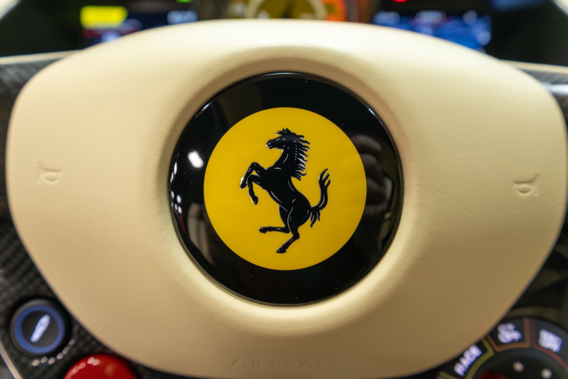 Used 2018 Ferrari 812 Superfast image 75