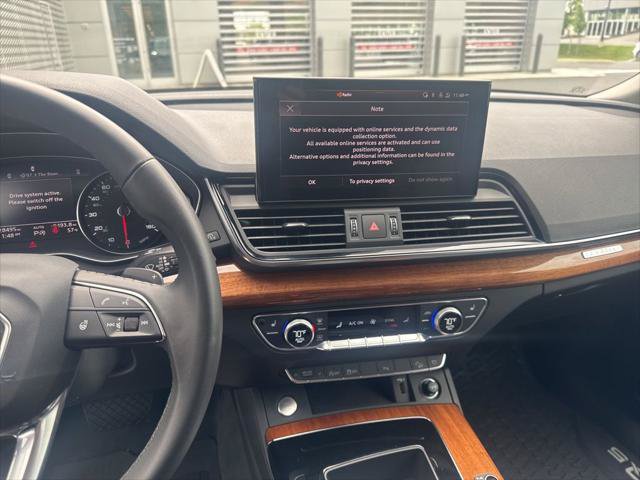Used 2023 Audi Q5 2.0T Premium w/ Convenience Package AWD/4WD image 26