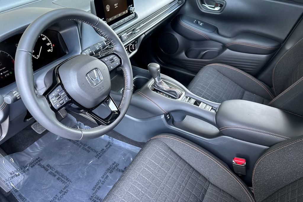New 2025 Honda HR-V Sport image 10