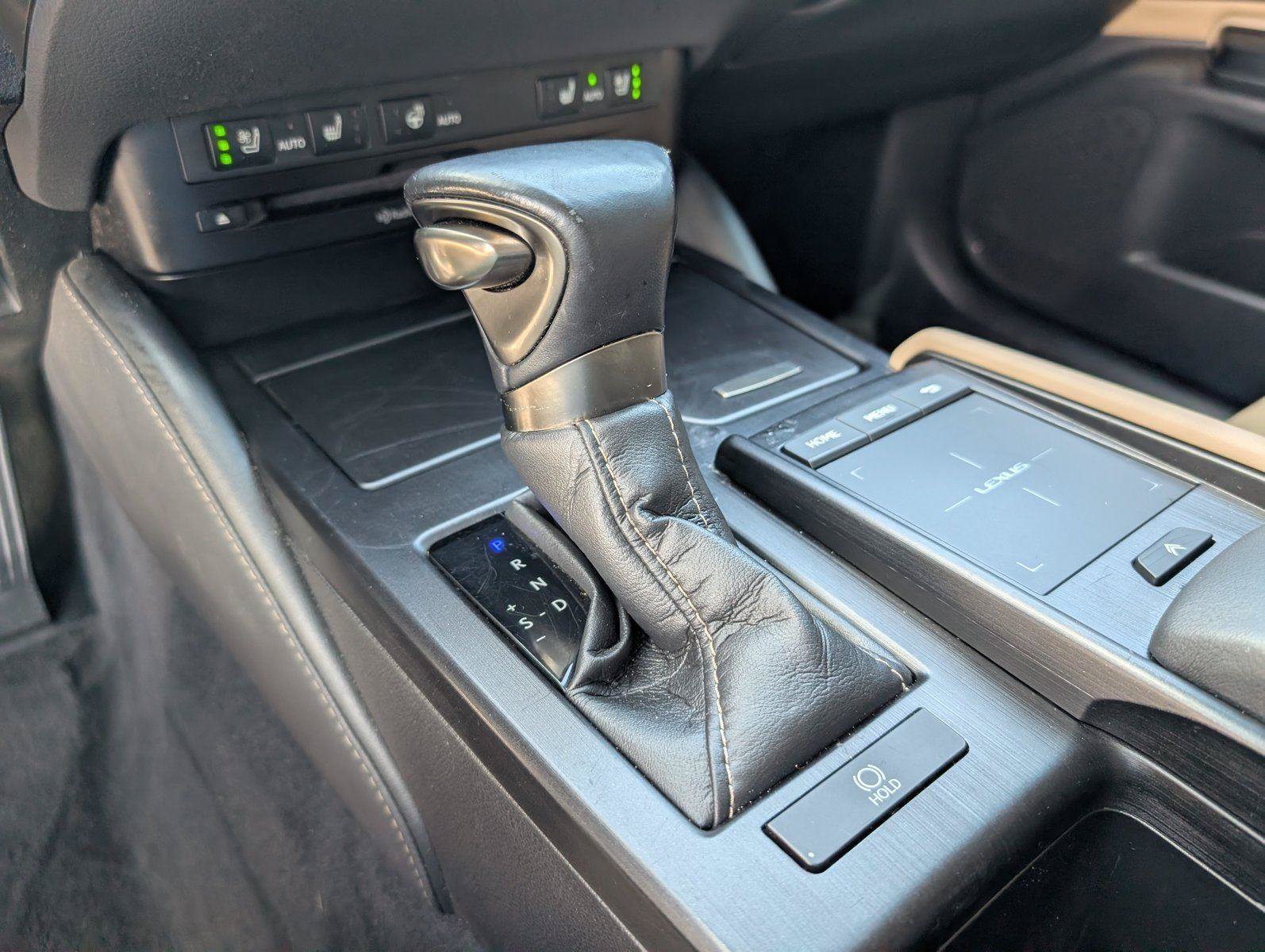 Used 2021 Lexus ES 350 w/ Premium Package FWD image 19