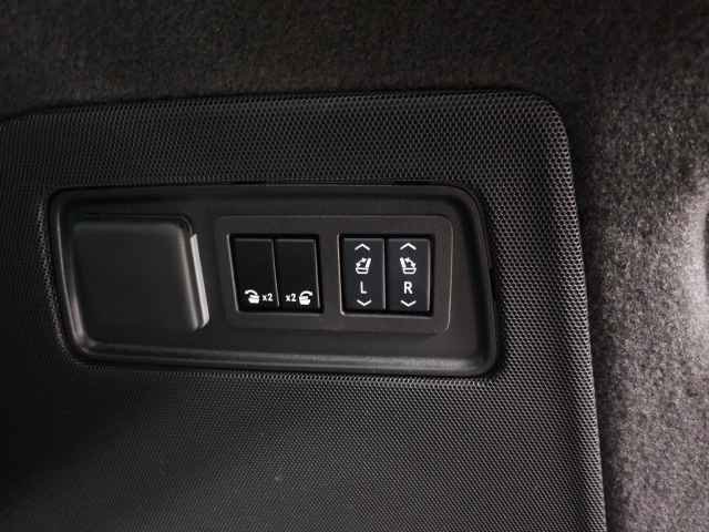 Used 2024 Cadillac Escalade ESV V w/ Heavy-Duty Trailer Package image 7