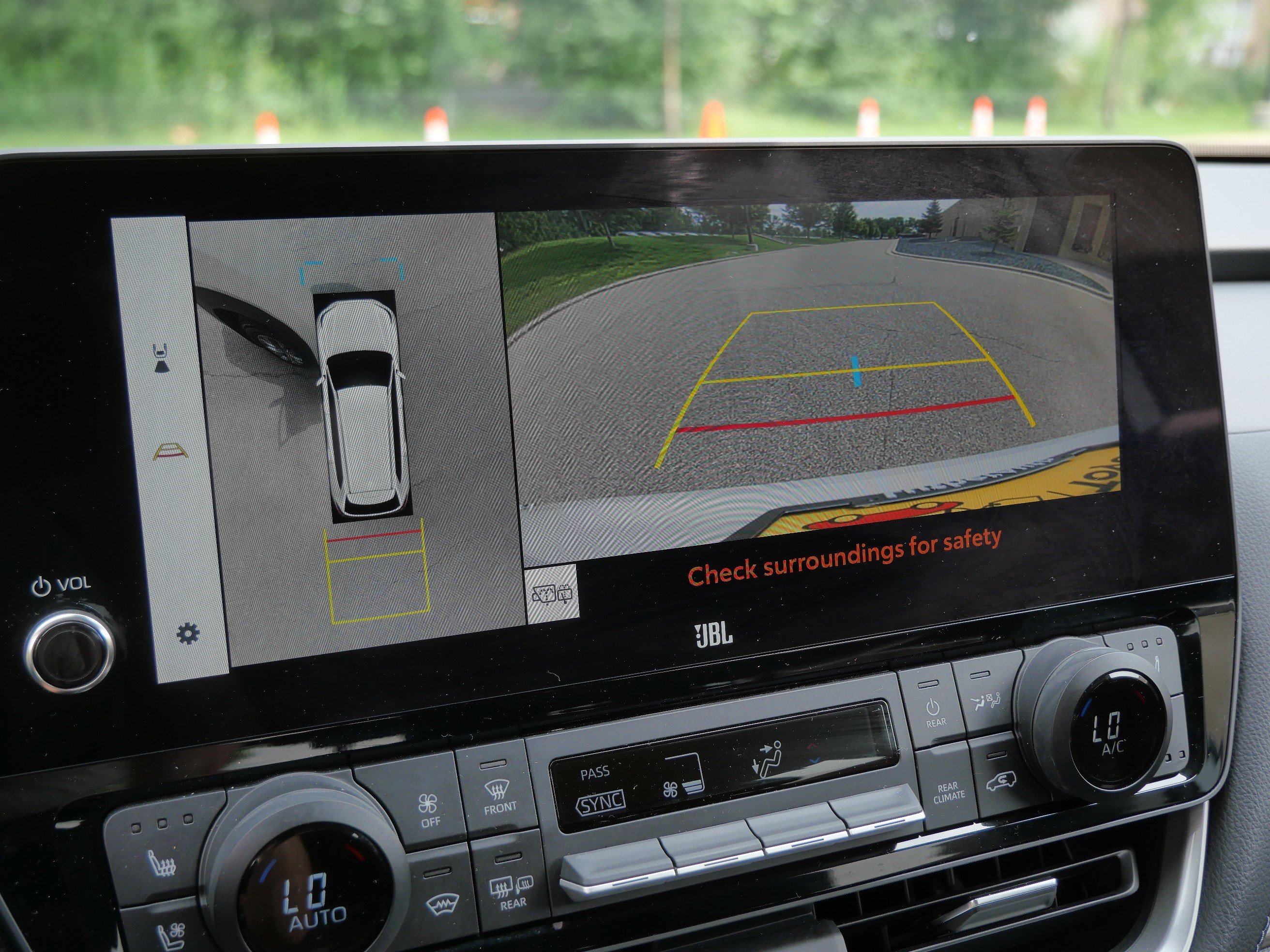 Certified 2024 Toyota Grand Highlander AWD image 32