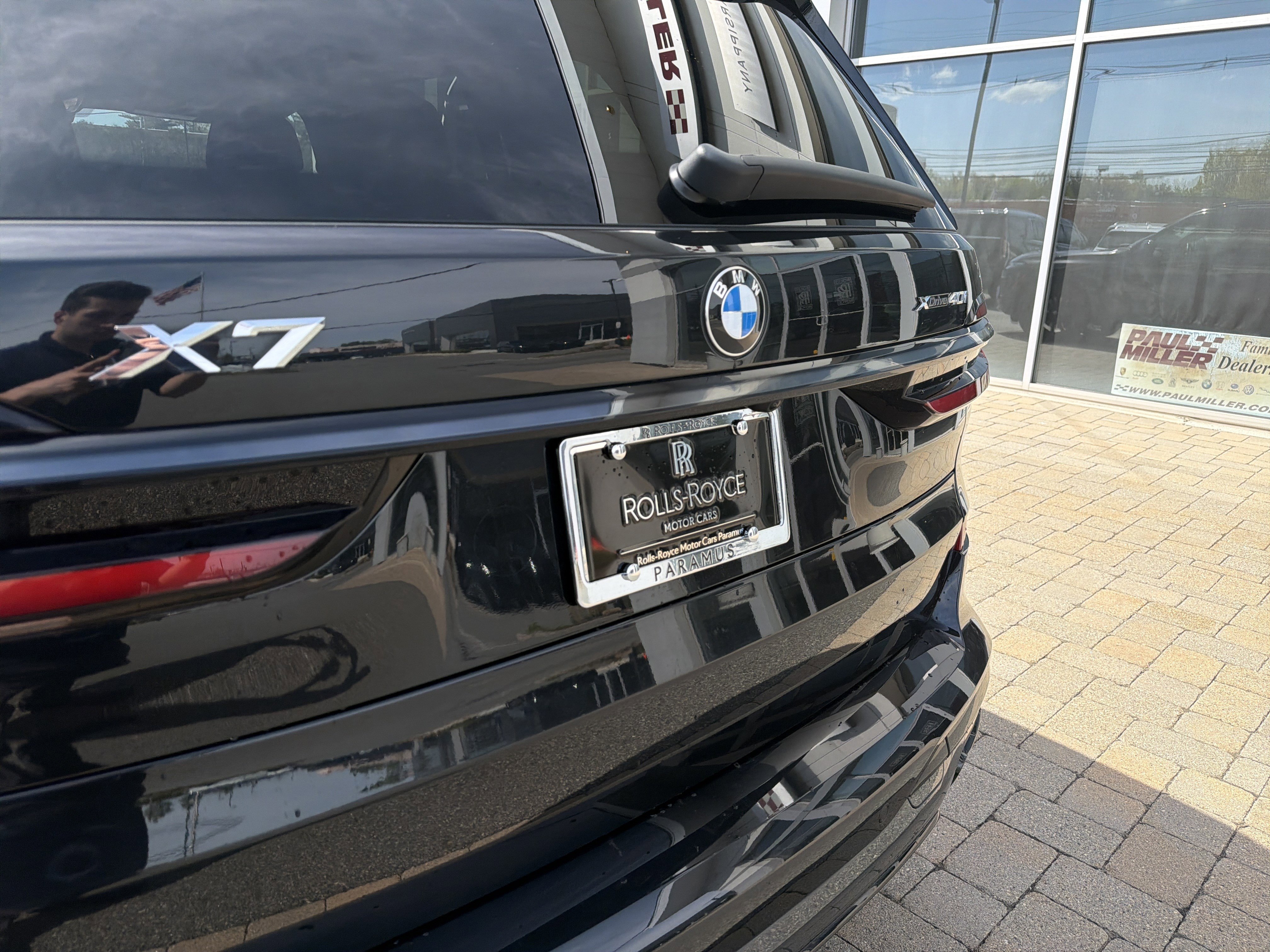 Used 2025 BMW X7 xDrive40i w/ Executive Package image 30