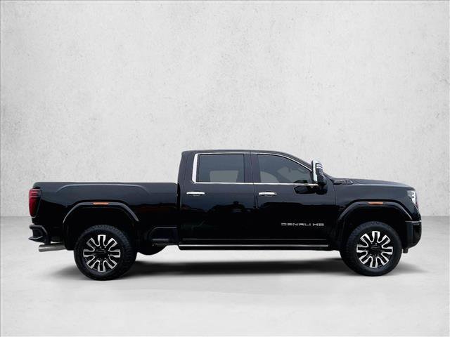 Used 2024 GMC Sierra 2500 Denali Ultimate AWD/4WD image 5