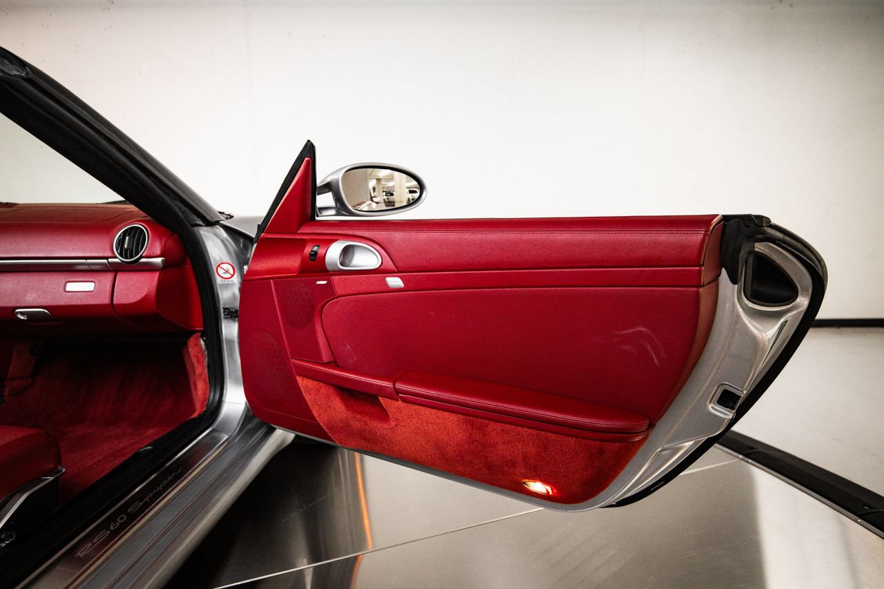 Used 2008 Porsche Boxster RS 60 Spyder RWD image 26