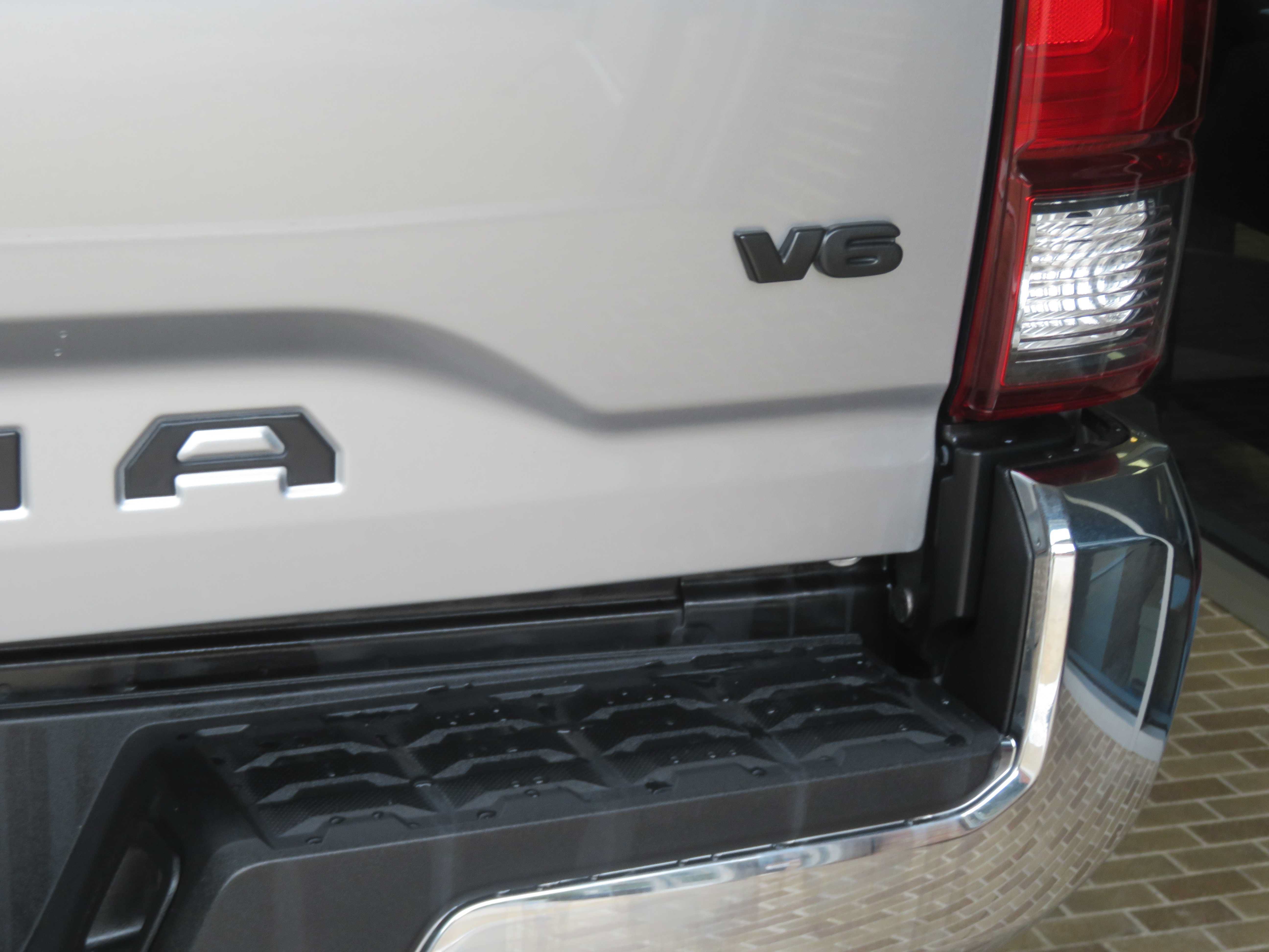Used 2022 Toyota Tacoma SR5 RWD image 50