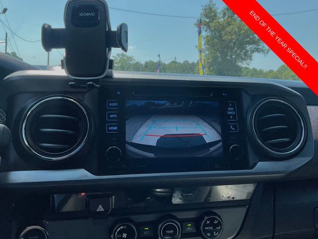 Used 2018 Toyota Tacoma TRD Off-Road image 18