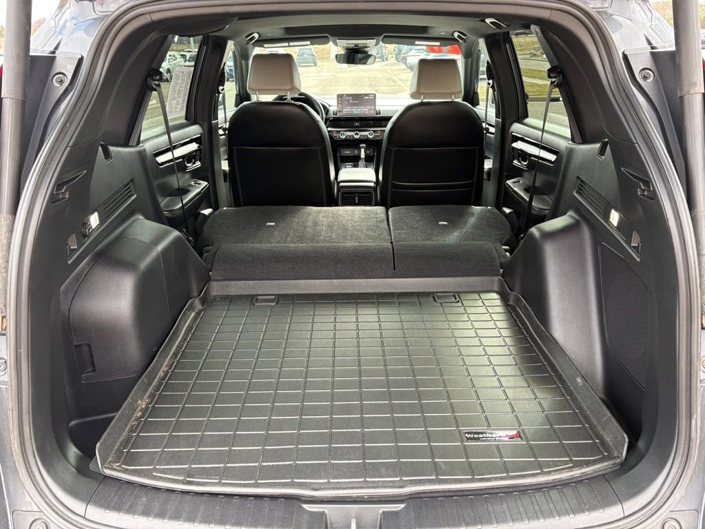 Used 2025 Honda CR-V Sport Touring image 6