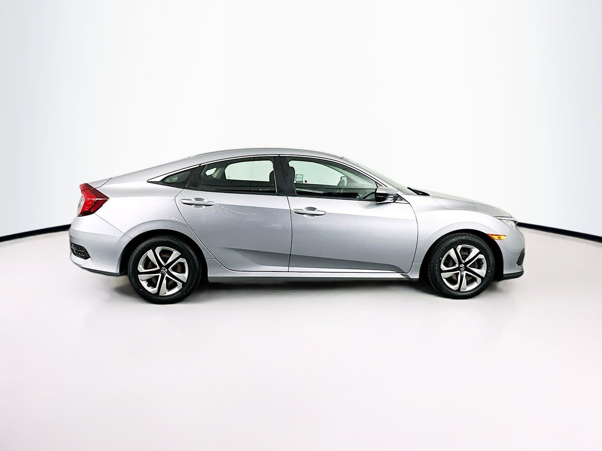 Used 2018 Honda Civic LX image 10