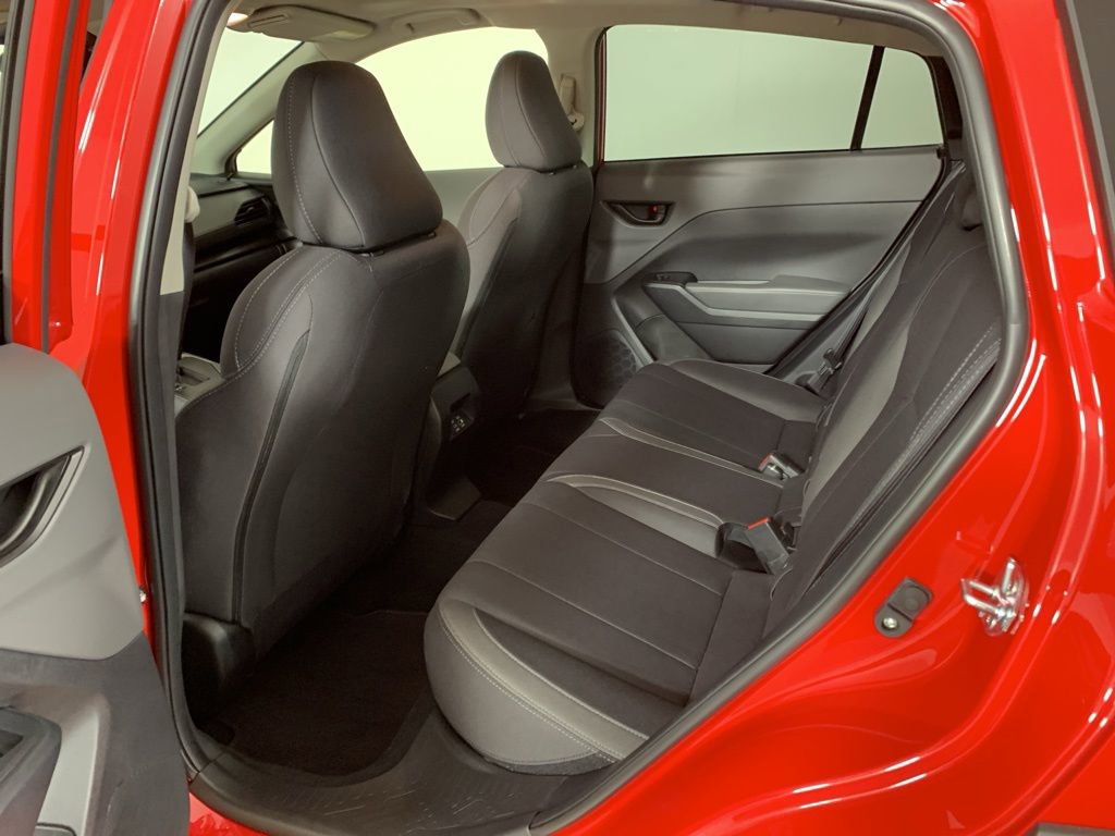 Used 2025 Subaru Crosstrek 2.0i Premium image 30