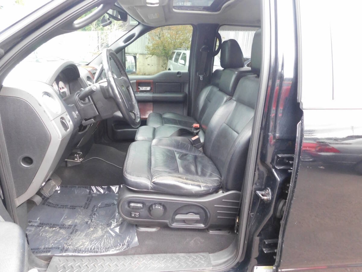 Used 2005 Ford F150 Lariat RWD image 6