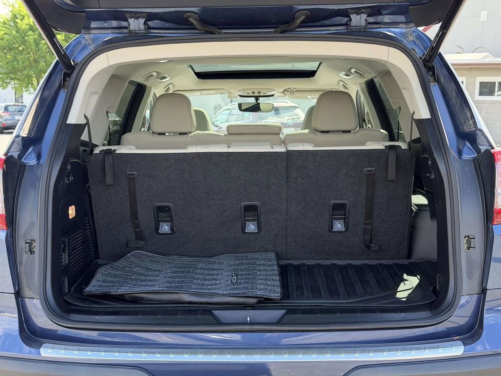 Used 2019 Subaru Ascent Limited image 14