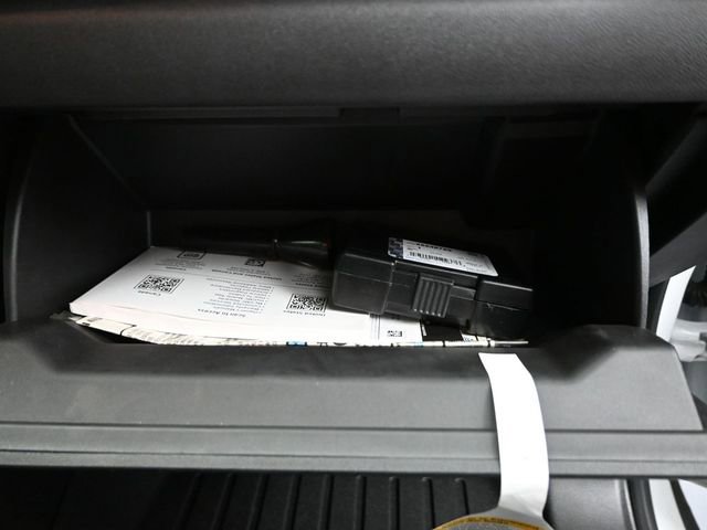 Used 2024 GMC Canyon AT4 w/ Technology Package image 31