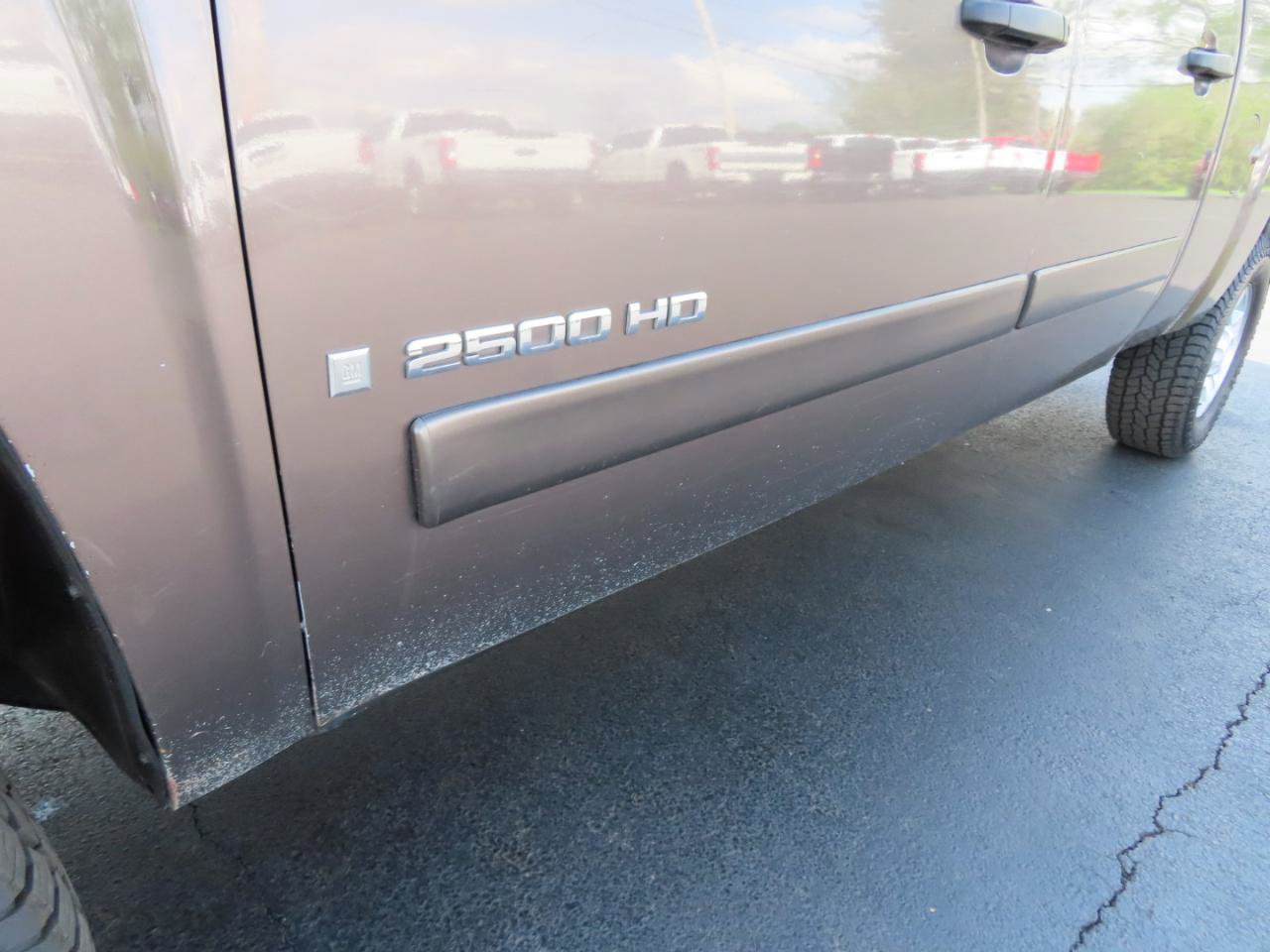 Used 2008 Chevrolet Silverado 2500 LTZ w/ Safety Package AWD/4WD image 14