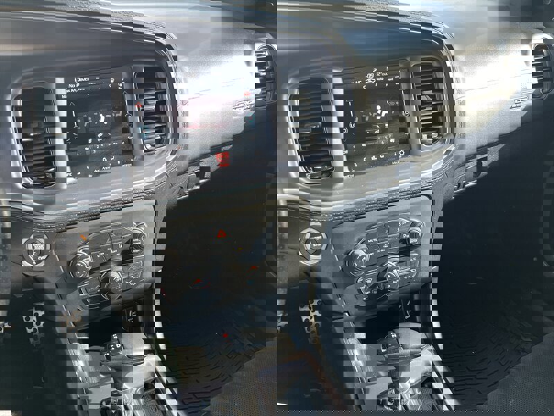 Used 2019 Dodge Charger R/T w/ Plus Group image 44