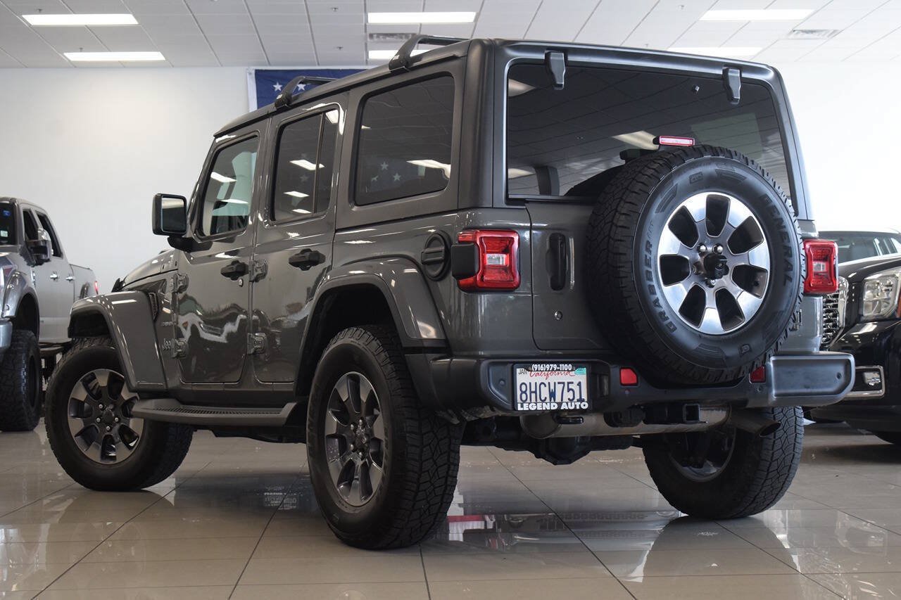 Used 2018 Jeep Wrangler Unlimited Sahara AWD/4WD image 5