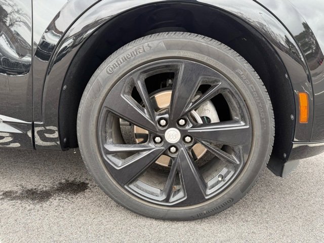 Used 2021 Buick Envision Essence w/ Sport Touring Package image 12