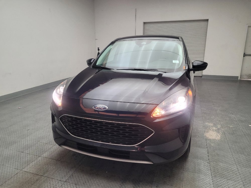 Used 2021 Ford Escape SE image 15