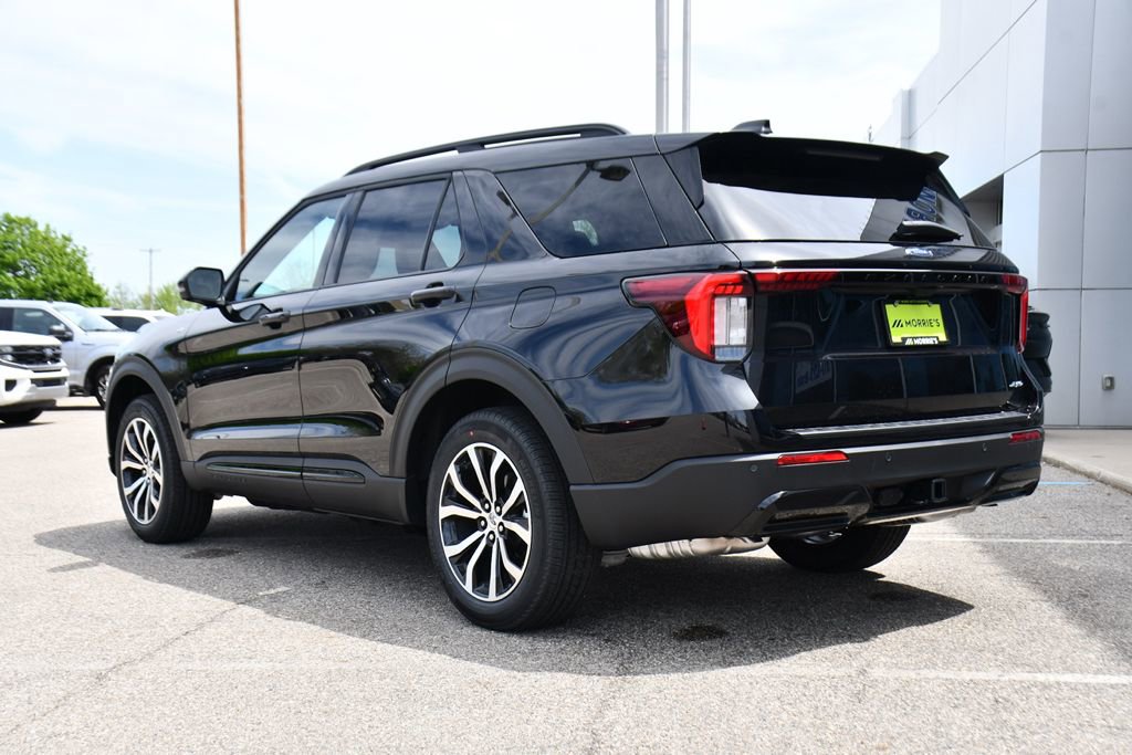 New 2026 Ford Explorer ST-Line AWD/4WD image 4