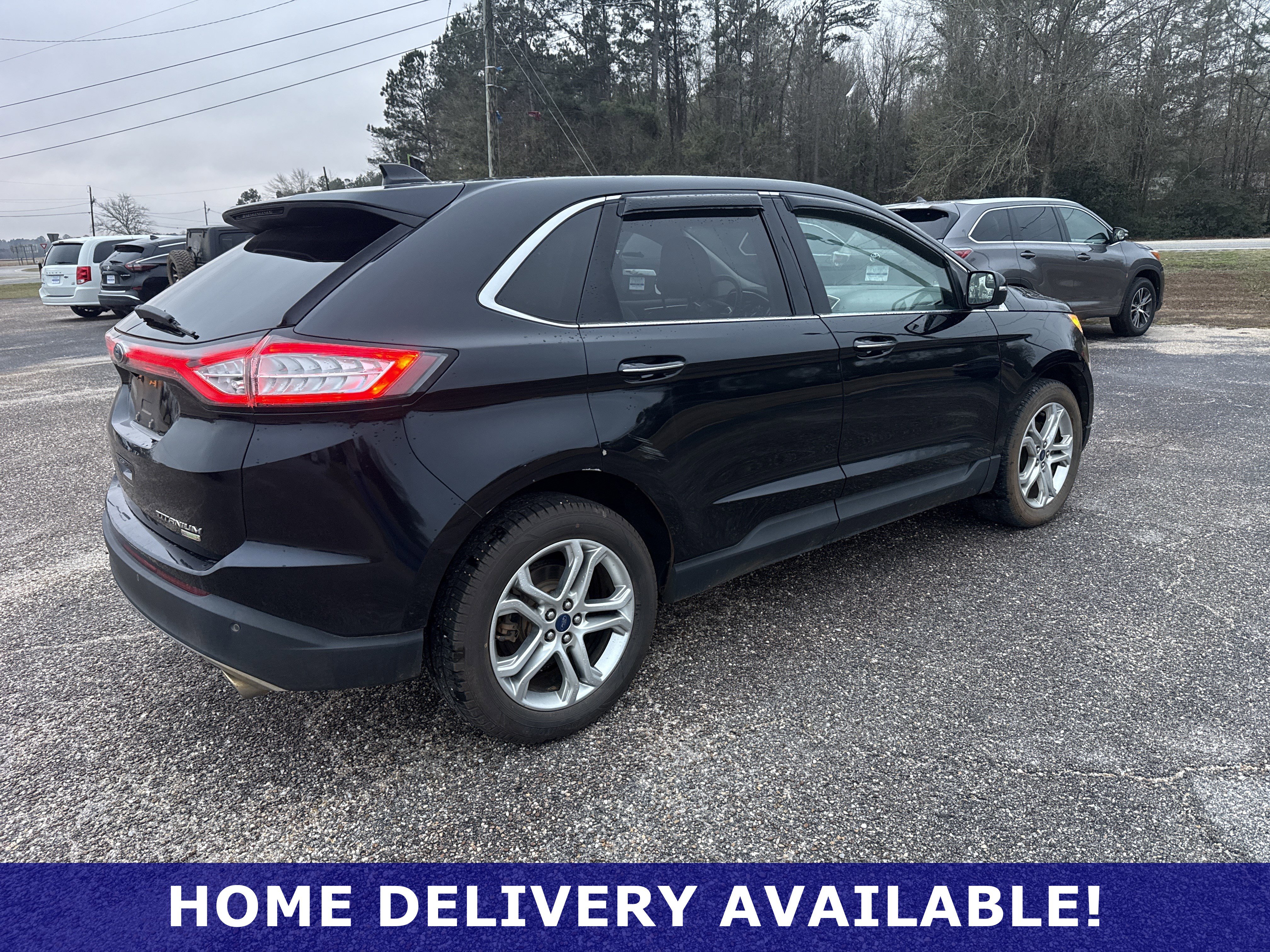 Used 2018 Ford Edge Titanium w/ Equipment Group 301A FWD image 19