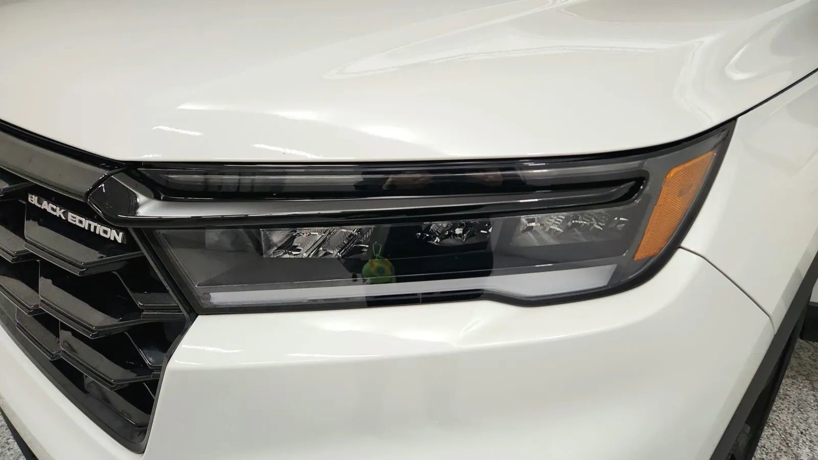 Used 2025 Honda Pilot Black Edition image 14