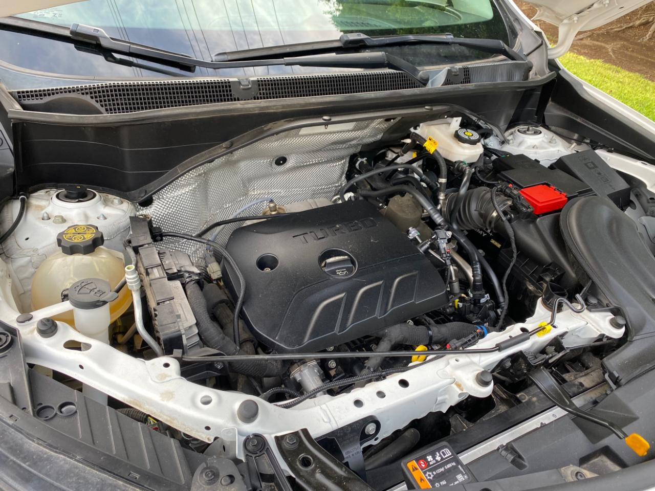 Used 2024 Buick Encore GX Sport Touring FWD image 14