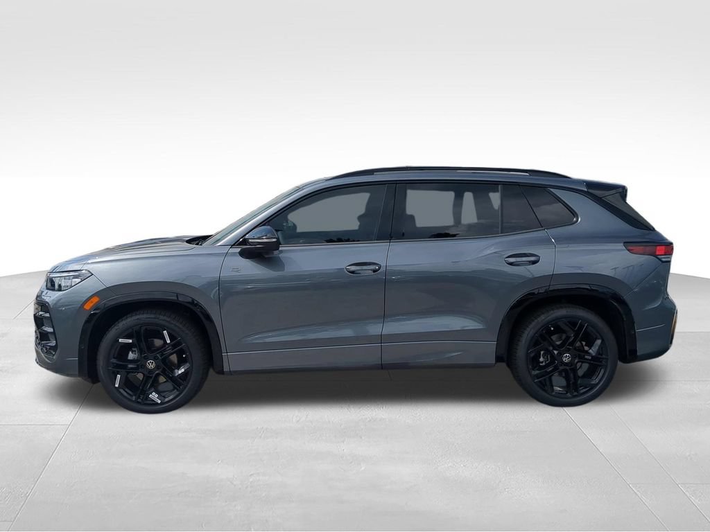 New 2026 Volkswagen Tiguan SE R-Line FWD image 6