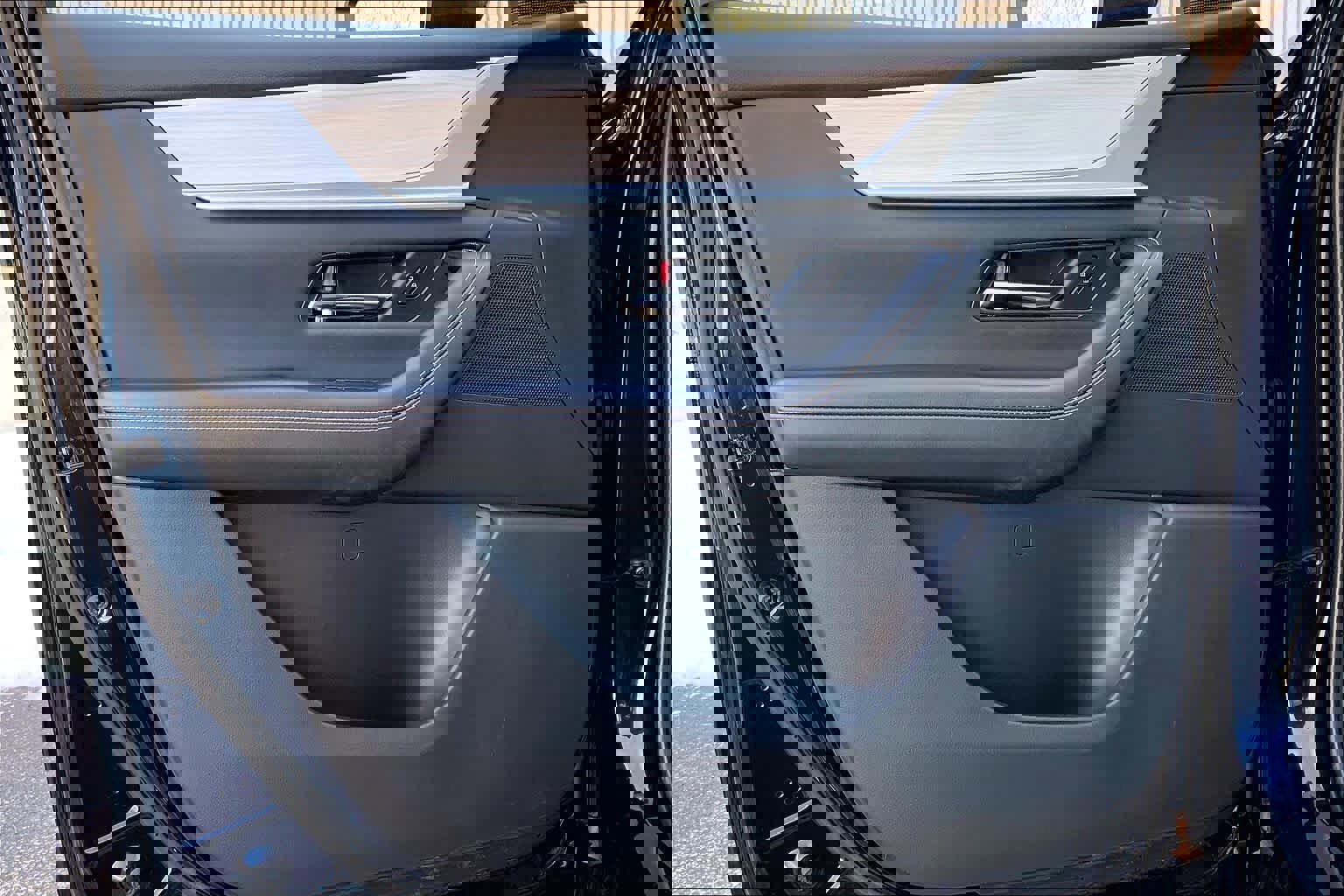 Used 2024 MAZDA CX-90 Plug-In Hybrid w/ Preferred image 22