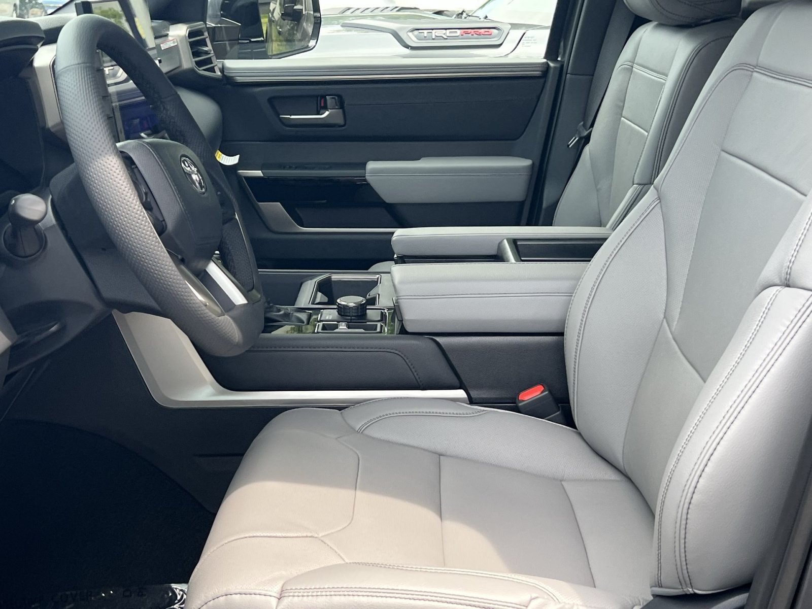 New 2026 Toyota Tundra Limited AWD/4WD image 7