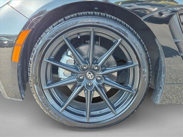 Used 2024 Toyota GR86 Premium RWD image 22
