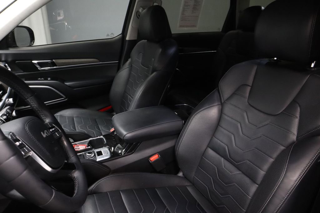 Used 2022 Kia Telluride SX w/ SX Prestige Package image 24