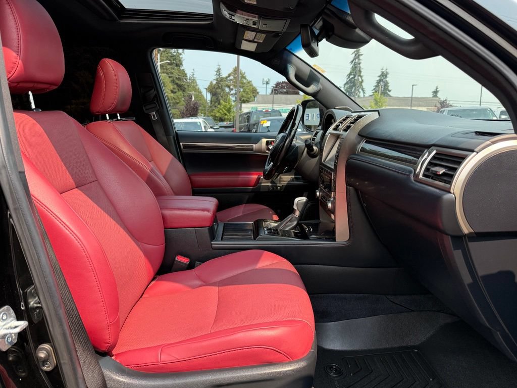 Used 2020 Lexus GX 460 Premium w/ Premium Package AWD/4WD image 9