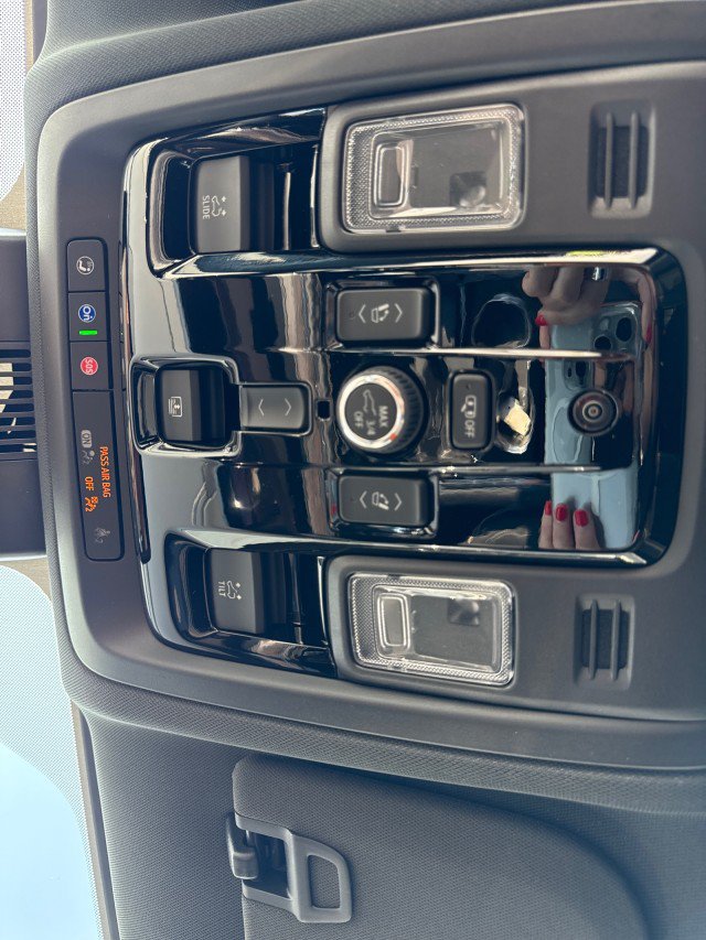 New 2026 Chevrolet Tahoe Premier w/ Sun And Tow Package RWD image 30