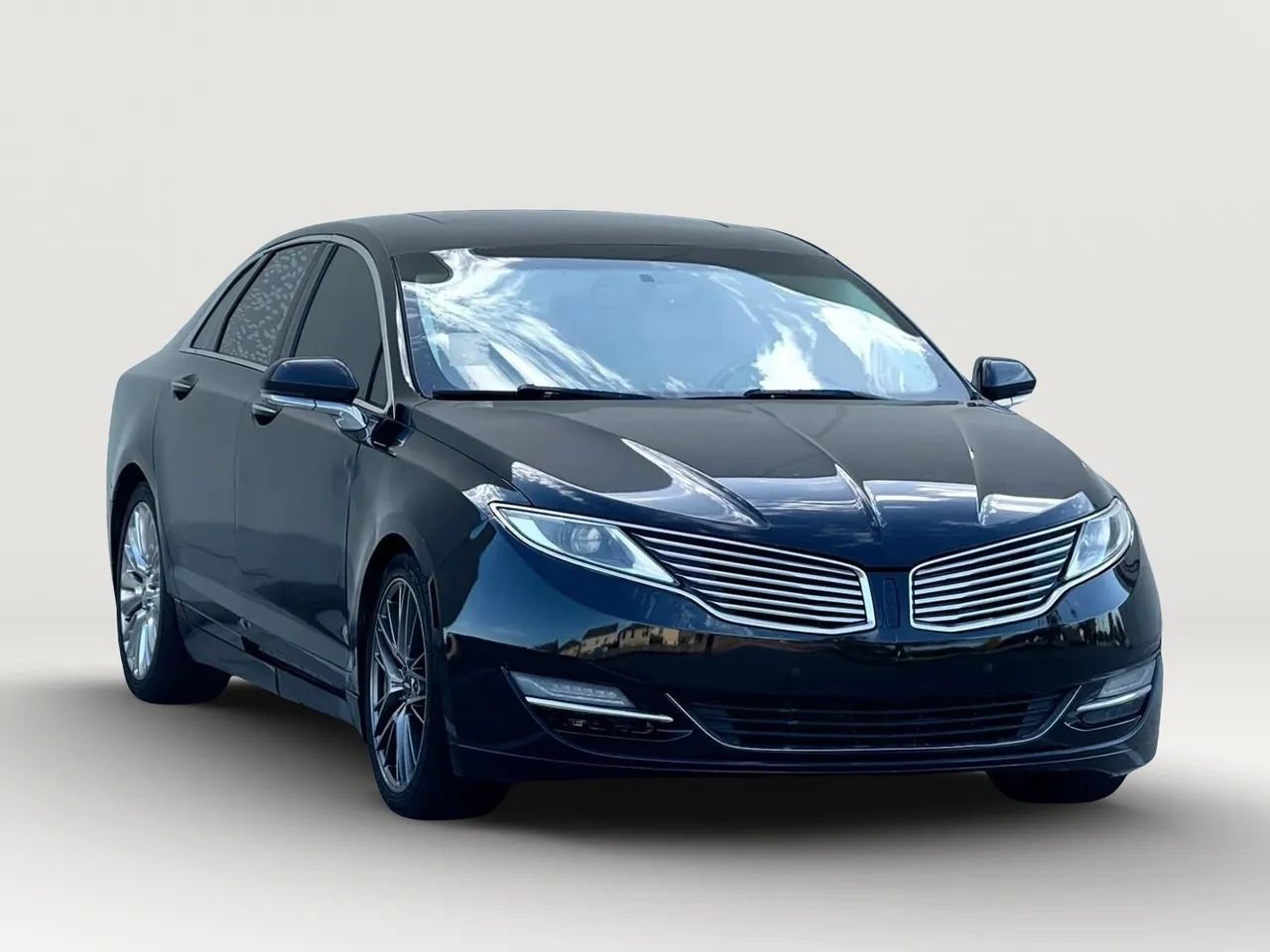 Used 2013 Lincoln MKZ FWD image 9