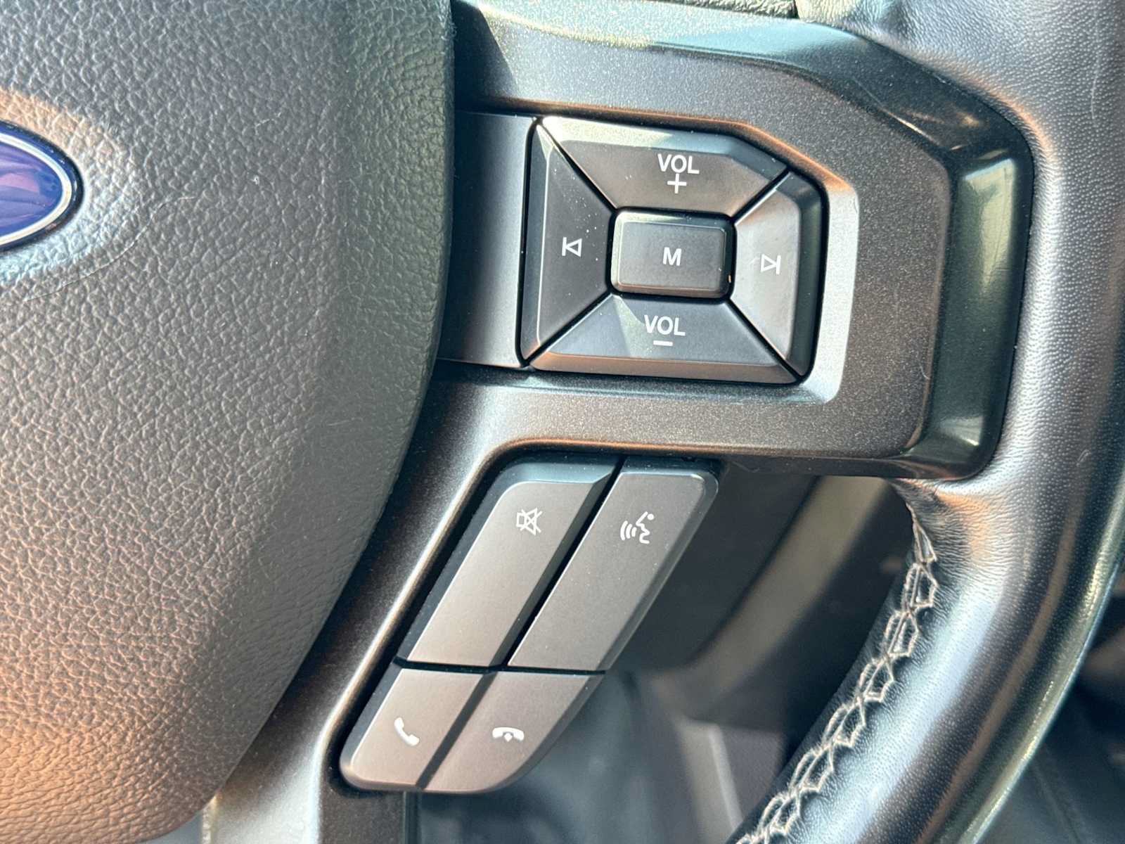 Used 2018 Ford Expedition Limited AWD/4WD image 26