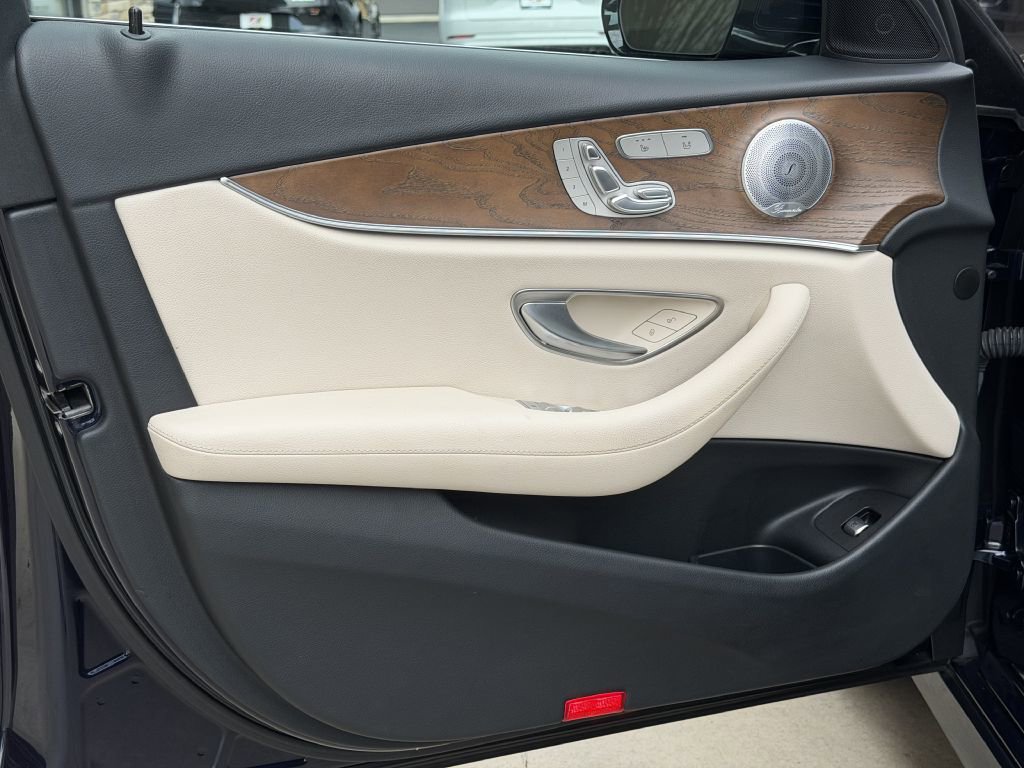 Used 2020 Mercedes-Benz E 350 4MATIC Sedan image 21
