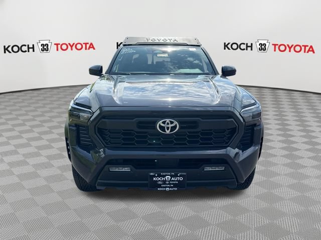 Certified 2024 Toyota Tacoma TRD Off-Road w/ TRD Off Road Upgrade Package AWD/4WD image 2